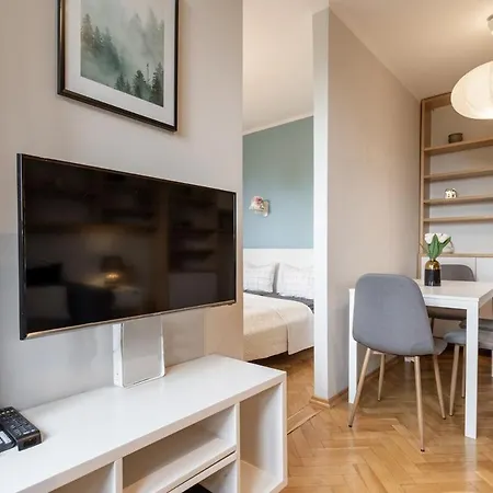 Chic - Stare - Cozy And Stylish - Zamenhofa Warsaw